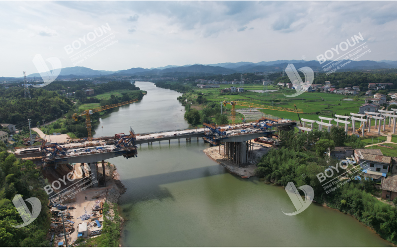 Cantilever форма Traveler проект для моста через реку Лу в лилу