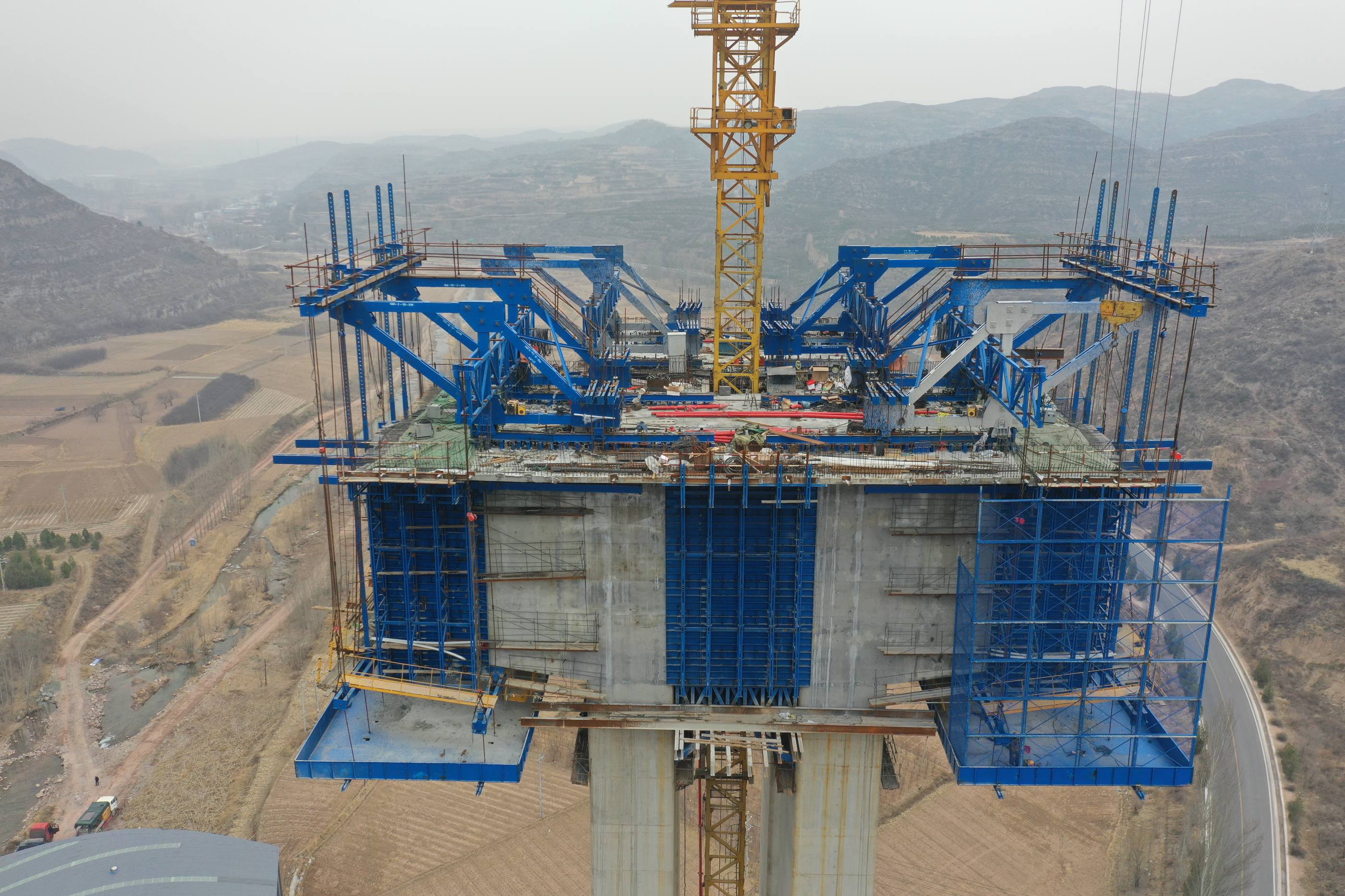 Решения проблем cantilever форма Traveler технологии